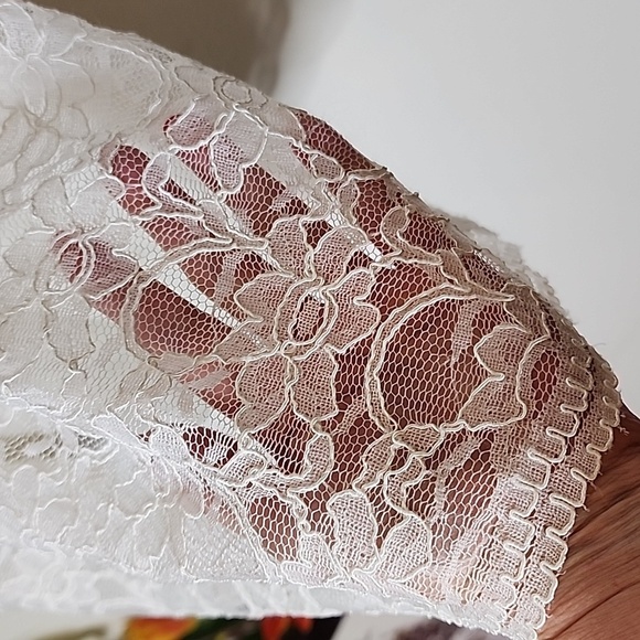 NEW Calvin Klein Ivory Lace Overlay Double Lining Dress Celeb Style Luxury Chic - Picture 4 of 16